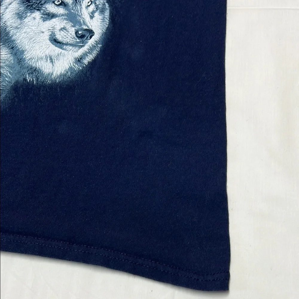 Gildan heavy cotton Wolfpack howl blue size medium short sleeve graphic tee - Picture 7 of 16